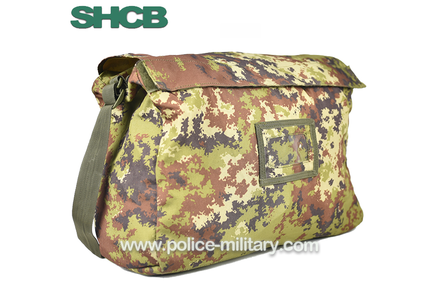 CB104016 Messenger Bag