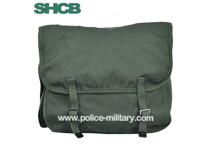 CB104017 Messenger Bag