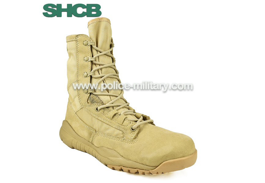 CB30377 Desert Combat Boots
