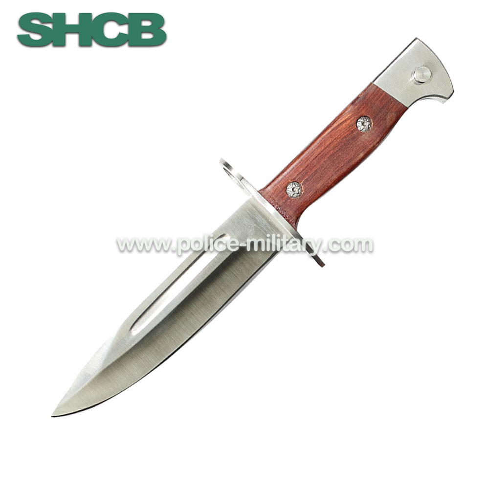 CB10715.jpg