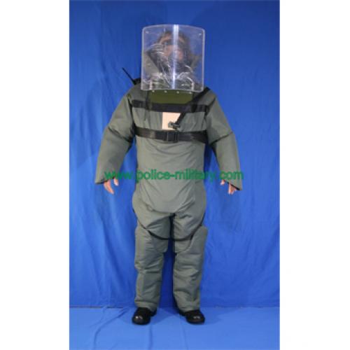 CB10606 EOD Suit