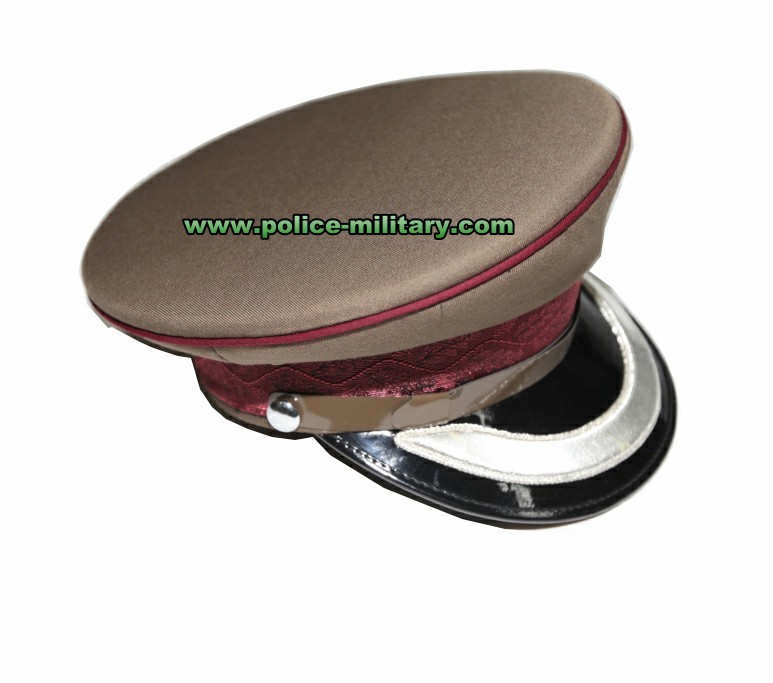 CB30137 HAT 