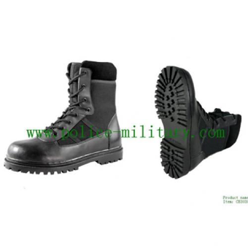 CB303016 Combat boots