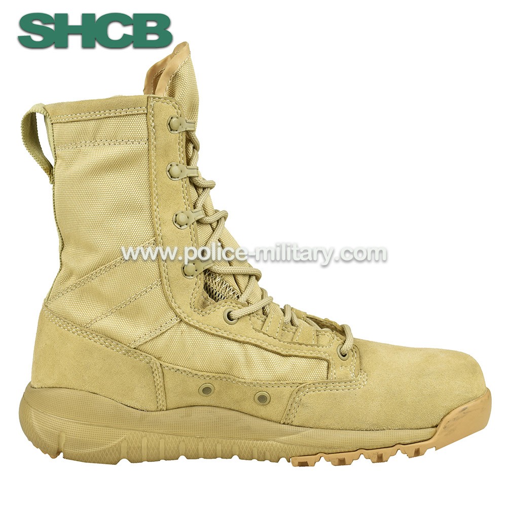 CB30377 Military Desert Boots